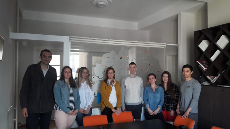 Студентите на ФДЕИОН при УАКС во посета на ГфК Скопје
