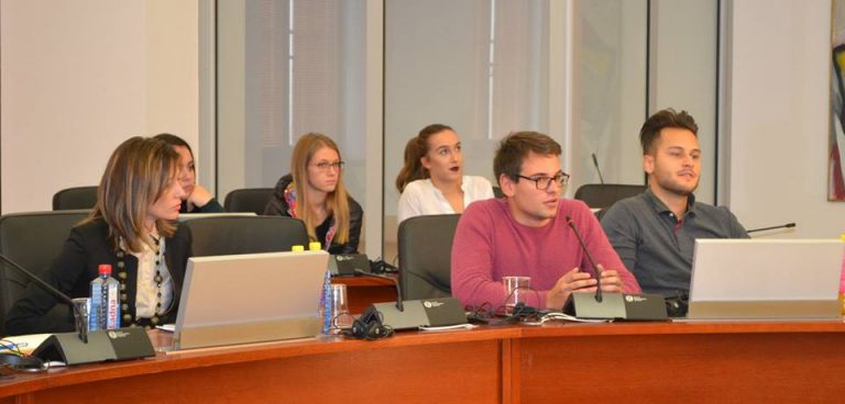 Студентите на ФДЕИОН во посета на Министерството за финансии